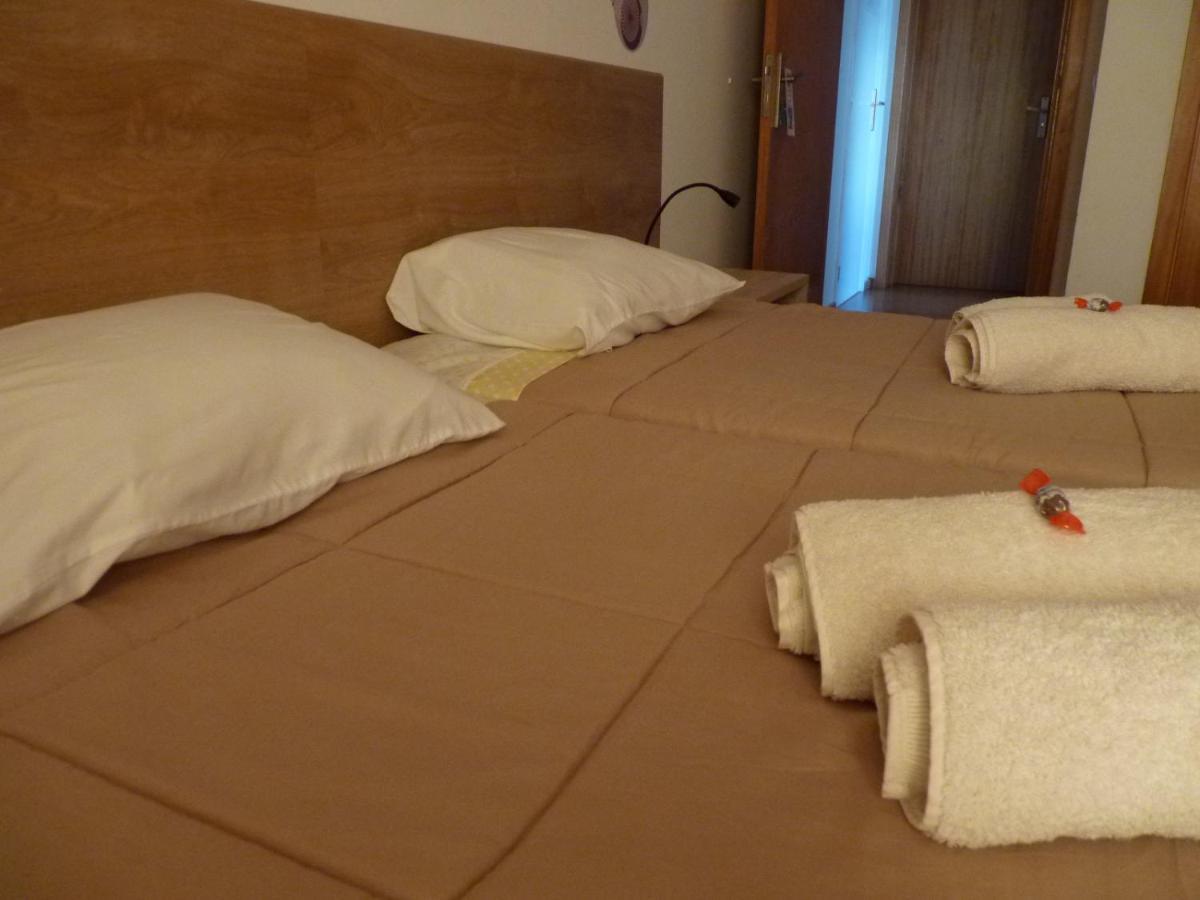 Azores Holidays House -B&B - Suites - Self Check-In Keyboard Понта-Делгада Экстерьер фото