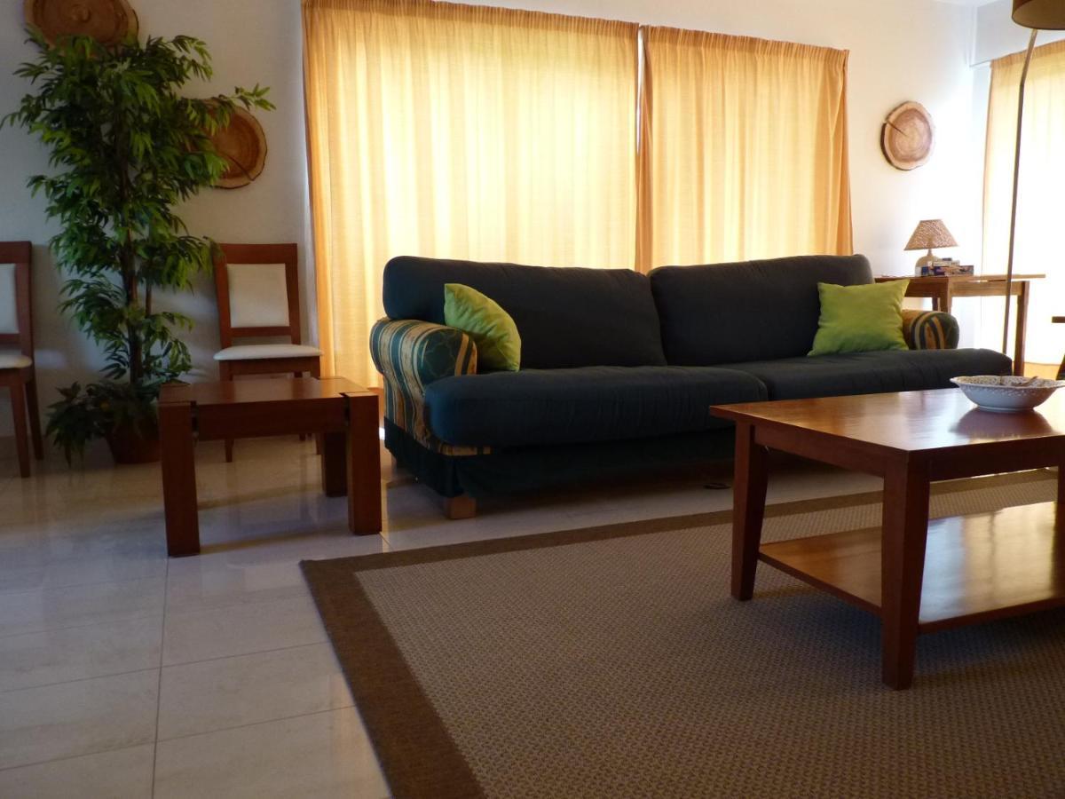 Azores Holidays House -B&B - Suites - Self Check-In Keyboard Понта-Делгада Экстерьер фото